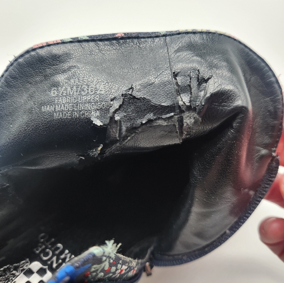 Vince Camuto Floral Fabric Embroidered Boots 6.5M - Picture 11 of 12